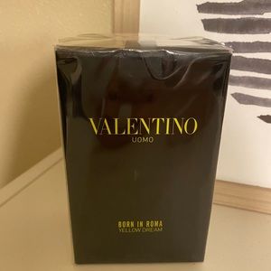 Valentino Uomo born in Roma yellow dream